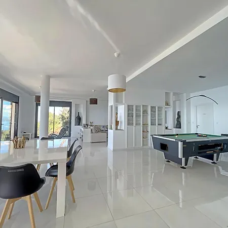 House Of Paradise